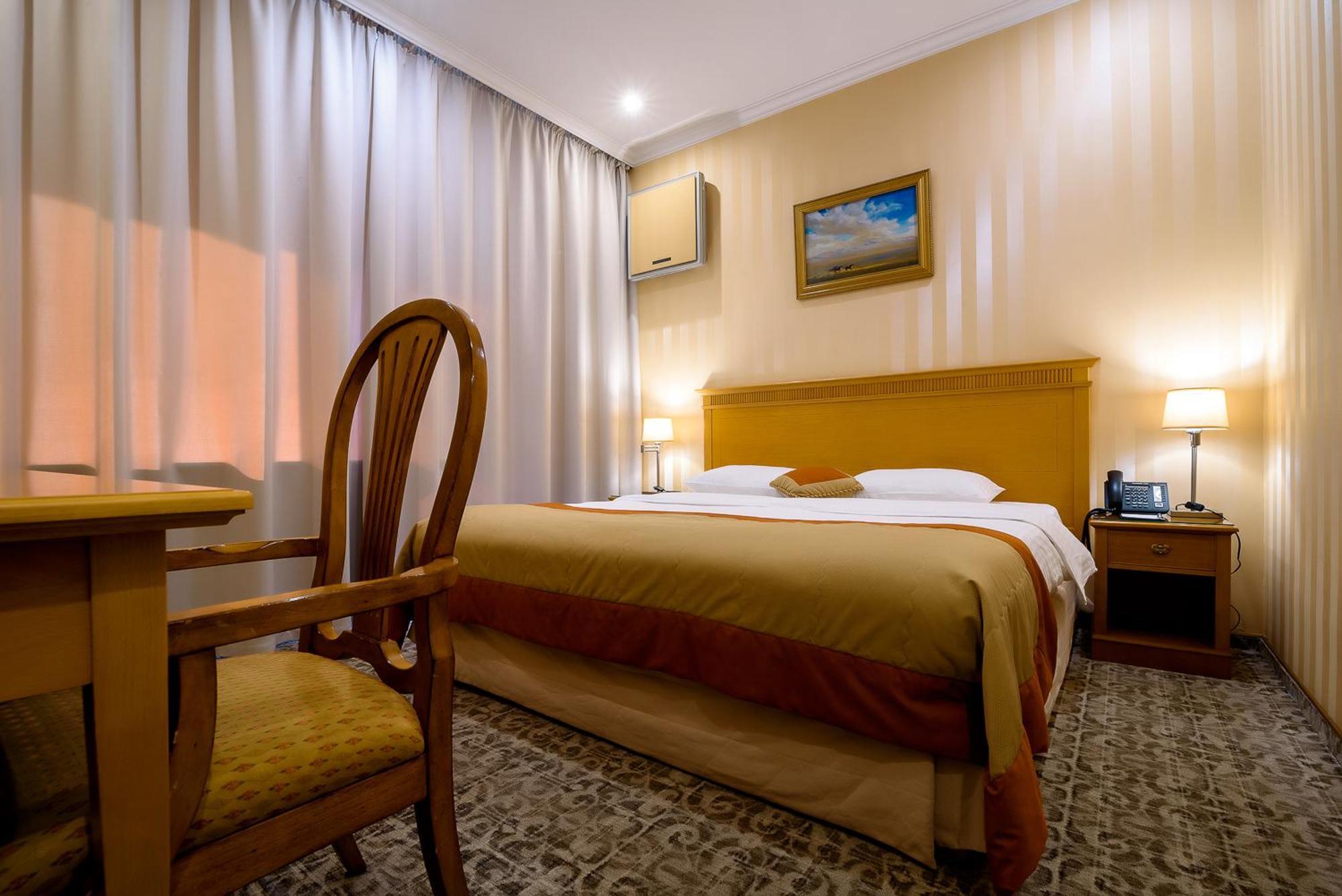 Cosmonaut Hotel Karaganda Luaran gambar